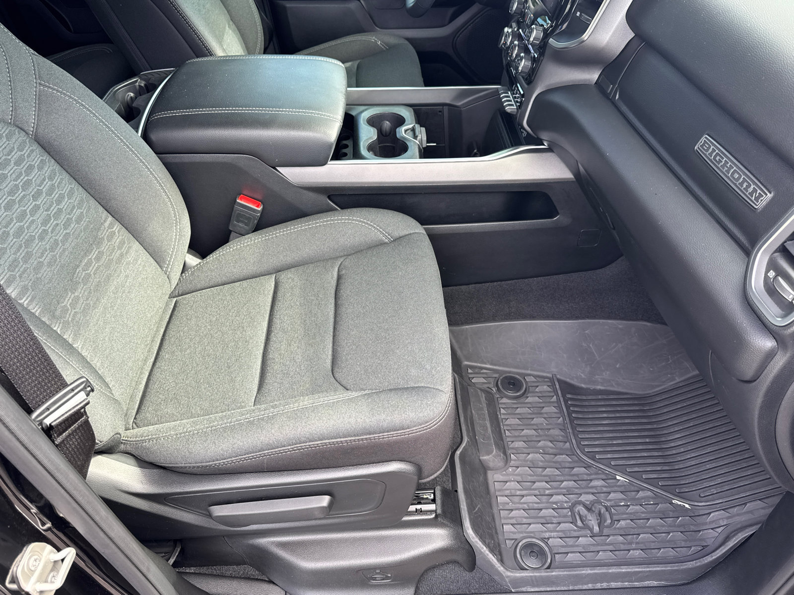 Used 2025 RAM 1500 Big Horn RWD image 15