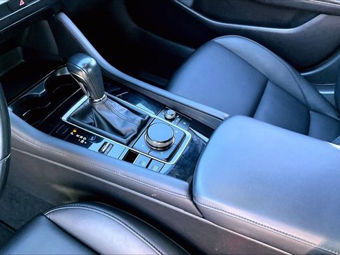 Used 2025 MAZDA MAZDA3 s Sport image 18