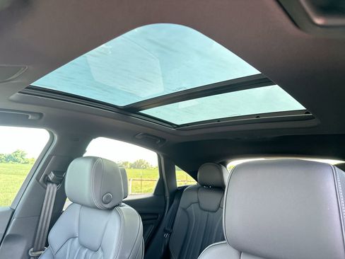 Used 2023 Audi Q5 2.0T Premium Plus image 22