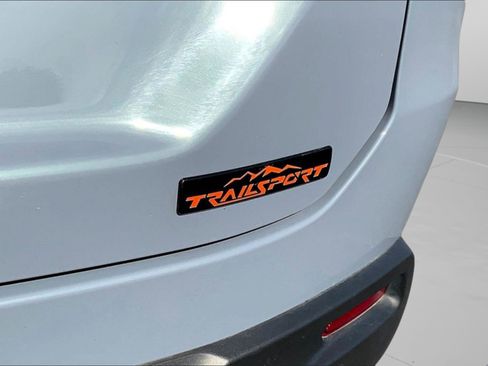 Used 2024 Honda Pilot TrailSport image 11