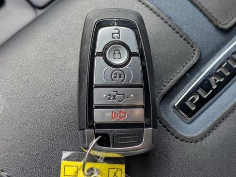 Used 2024 Ford F150 Platinum AWD/4WD image 26