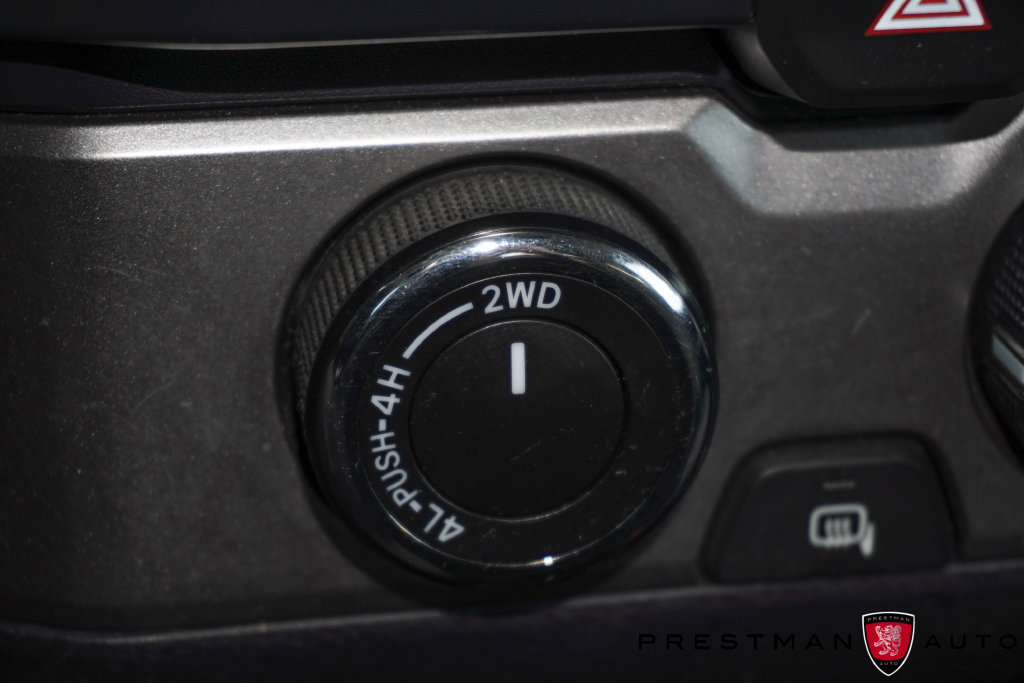 Used 2020 Toyota Tacoma SR AWD/4WD image 33