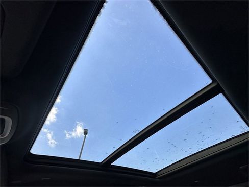 New 2025 RAM 1500 Limited image 30