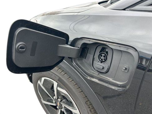 New 2026 Chevrolet Equinox EV LT w/ Comfort Package FWD image 10