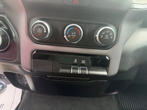 Used 2023 RAM 1500 Big Horn AWD/4WD image 39