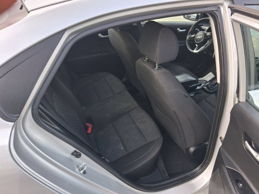 Used 2022 Kia Rio LX FWD image 12