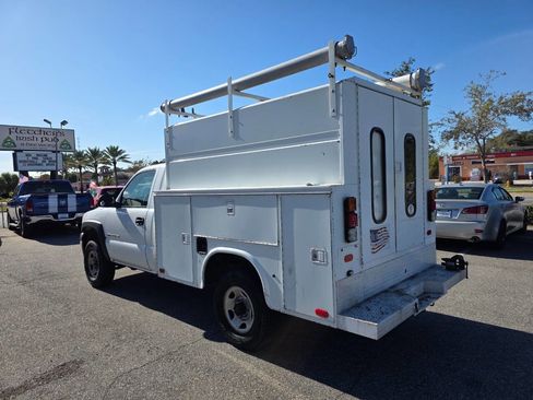 Used 2002 GMC Sierra 2500 2WD Regular Cab HD image 6
