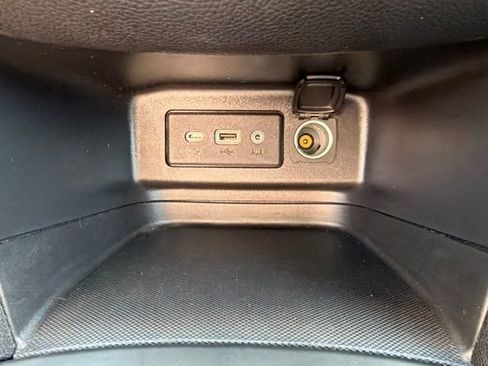 Used 2022 Chevrolet Equinox LT AWD/4WD image 26