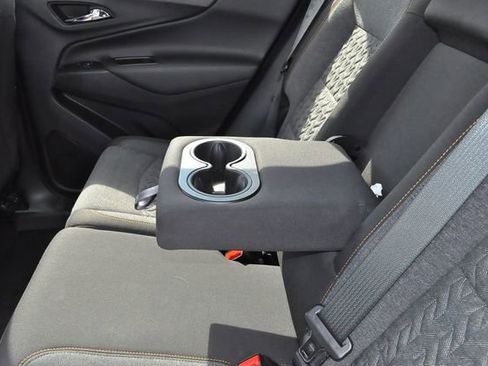 Used 2023 Chevrolet Equinox LT image 16