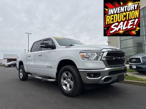 Used 2022 RAM 1500 Big Horn AWD/4WD image 3
