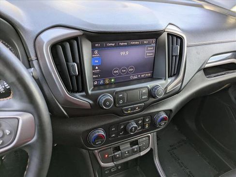Used 2023 GMC Terrain AT4 image 12