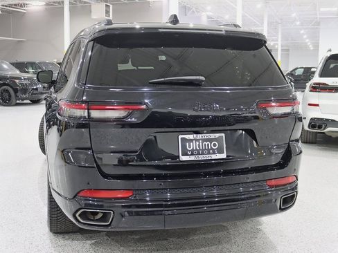 Used 2023 Jeep Grand Cherokee L Summit w/ High Altitude Package image 13