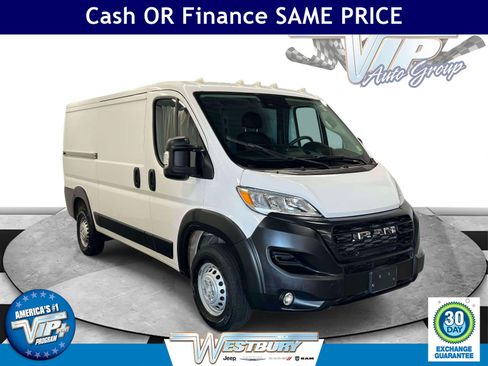 Used 2025 RAM ProMaster 2500 w/ Convenience Group FWD image 1
