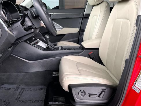 Used 2021 Audi Q3 2.0T Premium Plus AWD/4WD image 19