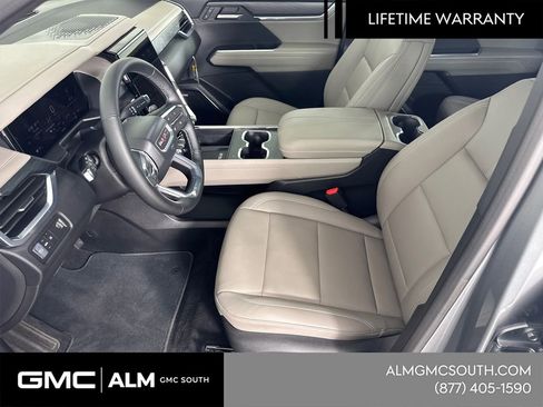 New 2026 GMC Acadia Elevation w/ Elevation Premium Package FWD image 11