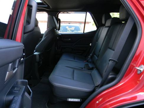 Used 2025 Toyota 4Runner Limited AWD/4WD image 24