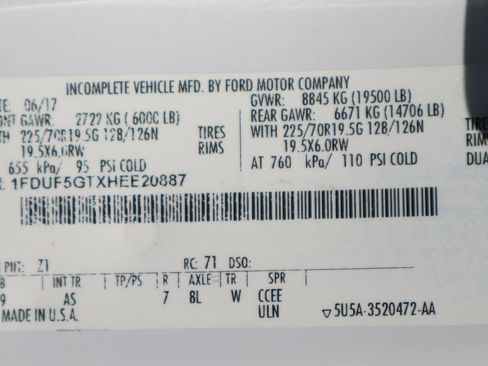 Used 2017 Ford F550 2WD Regular Cab Super Duty image 41