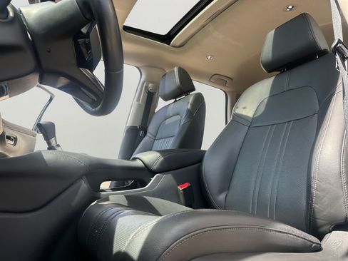 Certified 2025 Honda HR-V EX-L image 23