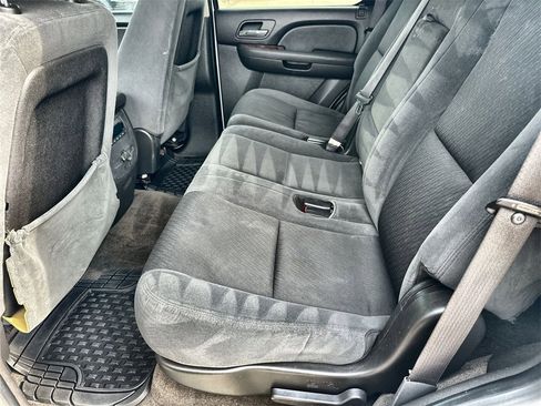 Used 2009 Chevrolet Tahoe LT image 16