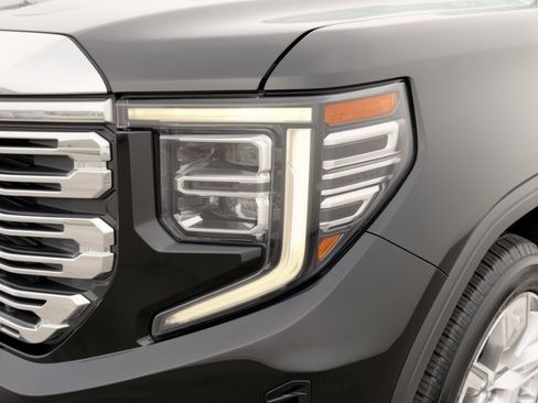 Used 2023 GMC Sierra 1500 Denali w/ Denali Reserve Package RWD image 12