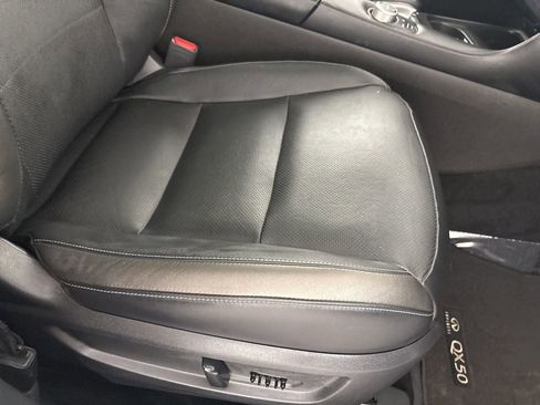 Used 2024 INFINITI QX50 Luxe image 29