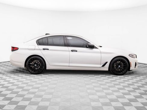 Used 2021 BMW 530i xDrive w/ Premium Package image 8