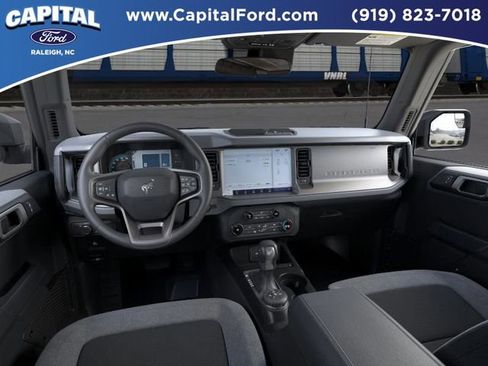 New 2025 Ford Bronco 4-Door image 9