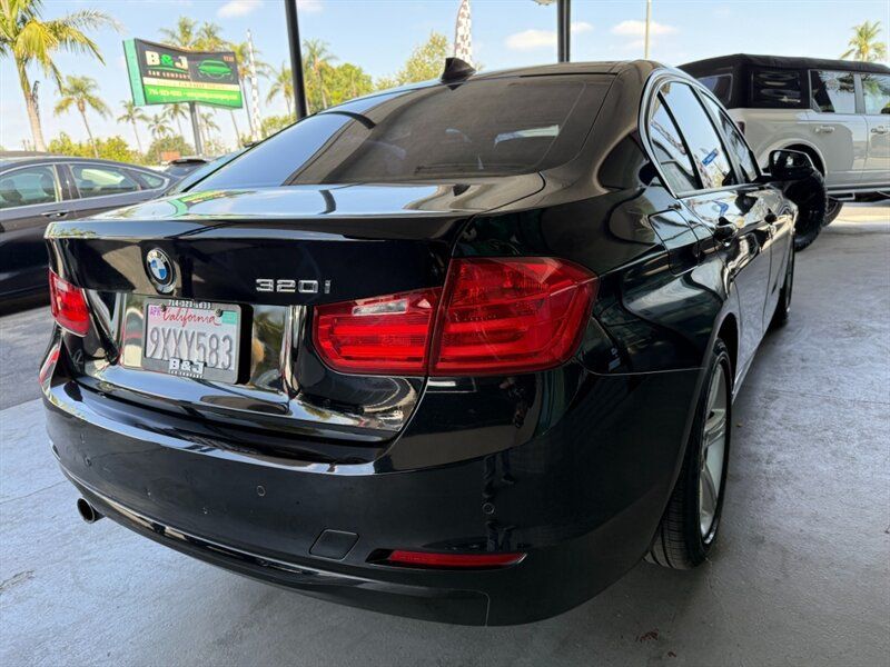 Used 2015 BMW 320i Sedan RWD image 11