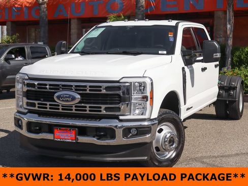 Used 2024 Ford F350 XLT AWD/4WD image 4