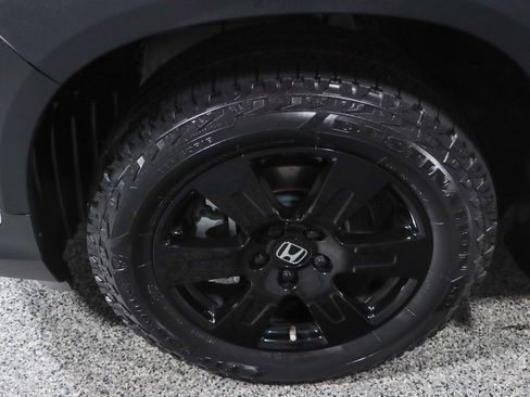 Used 2022 Honda Pilot TrailSport image 11