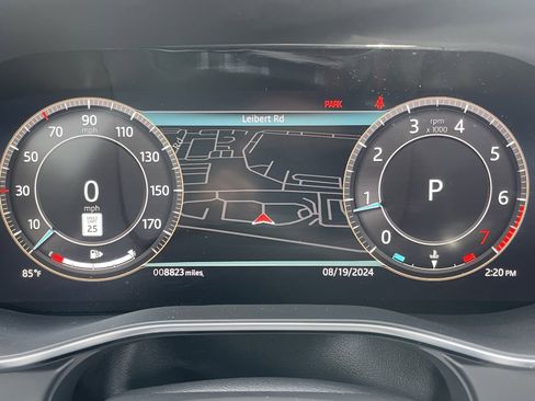 Certified 2024 Jaguar F-PACE R-Dynamic S image 17