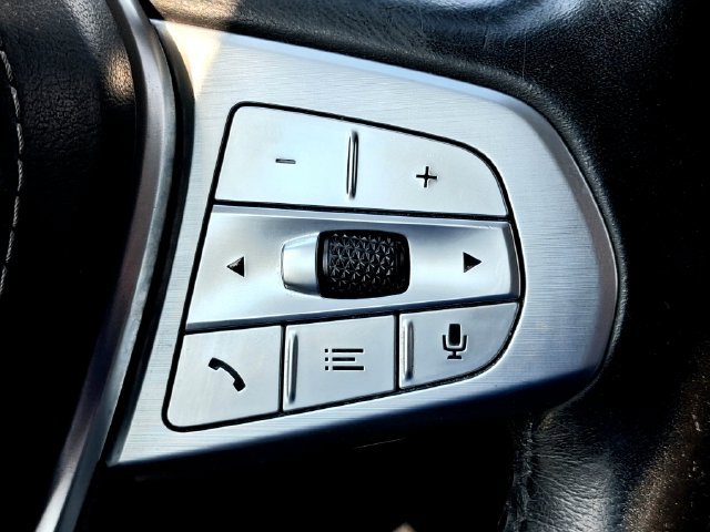 Used 2019 BMW X7 xDrive40i w/ Premium Package AWD/4WD image 17