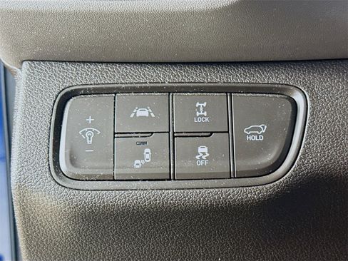 Used 2019 Hyundai Santa Fe Limited w/ Cargo Package image 10