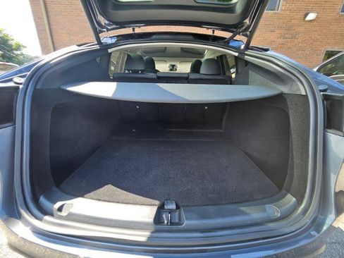 Used 2023 Tesla Model Y Long Range AWD/4WD image 70