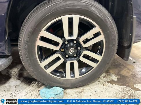 Used 2019 Toyota 4Runner Limited image 10