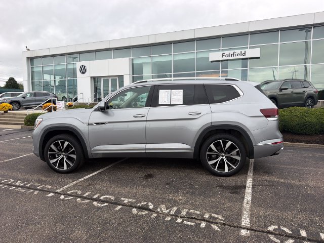 Certified 2025 Volkswagen Atlas SEL Premium R-Line AWD/4WD image 7