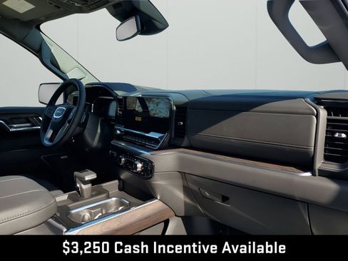 New 2026 GMC Sierra 1500 SLT AWD/4WD image 16