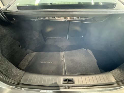 Used 2016 Nissan Sentra SL w/ SL Premium Package FWD image 32
