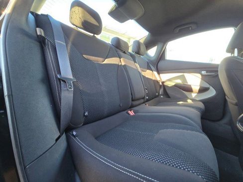 Used 2015 Dodge Dart SXT image 15