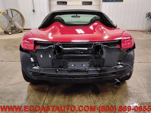 Used 2006 Pontiac Solstice Convertible w/ Premium Package image 8