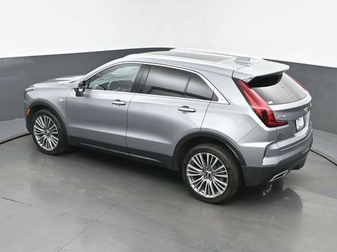Used 2024 Cadillac XT4 Premium Luxury FWD image 38