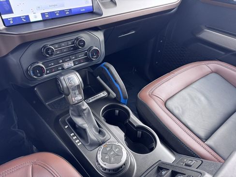 Used 2022 Ford Bronco Outer Banks image 34