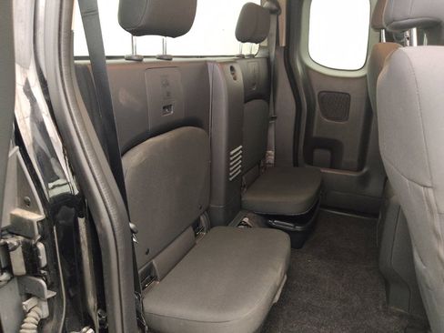 Used 2022 Nissan Frontier S w/ Technology Package RWD image 19