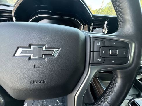 Used 2023 Chevrolet Silverado 1500 RST AWD/4WD image 18