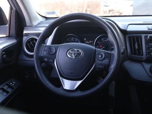 Used 2018 Toyota RAV4 LE w/ All Weather Liner Package image 20