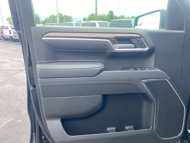 New 2026 Chevrolet Silverado 1500 RST w/ Protection Package AWD/4WD image 16