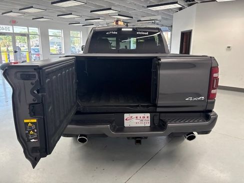 Used 2023 RAM 1500 Limited AWD/4WD image 9