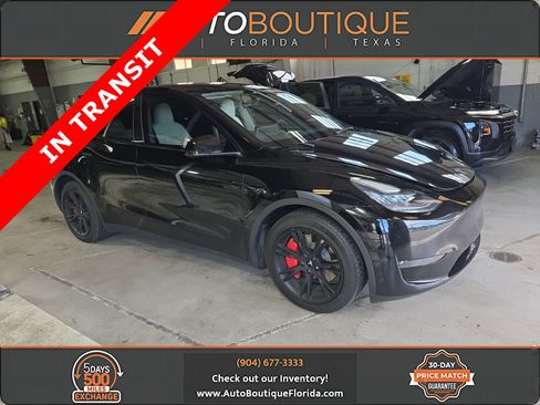 Used 2023 Tesla Model Y Long Range AWD/4WD image 1