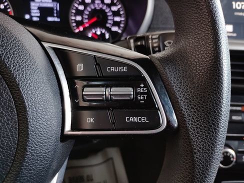 Used 2020 Kia Optima LX FWD image 28