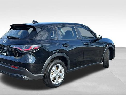 Used 2023 Honda HR-V LX image 7